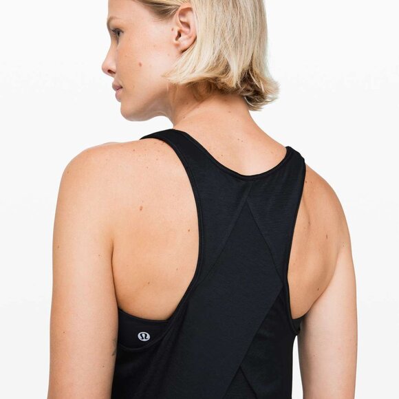 Lululemon Essential Tank Pleated Black - Picture 3 of 8